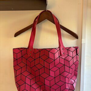 Emilio Pepe Italy Medium Pink Shoulder Bag - New w/ Tags